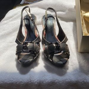 Burberry Dk Pewter sandals